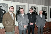 Plohn József fotográfus portréiból nyílt kiállítás a Képviselői Irodaházban, 1993